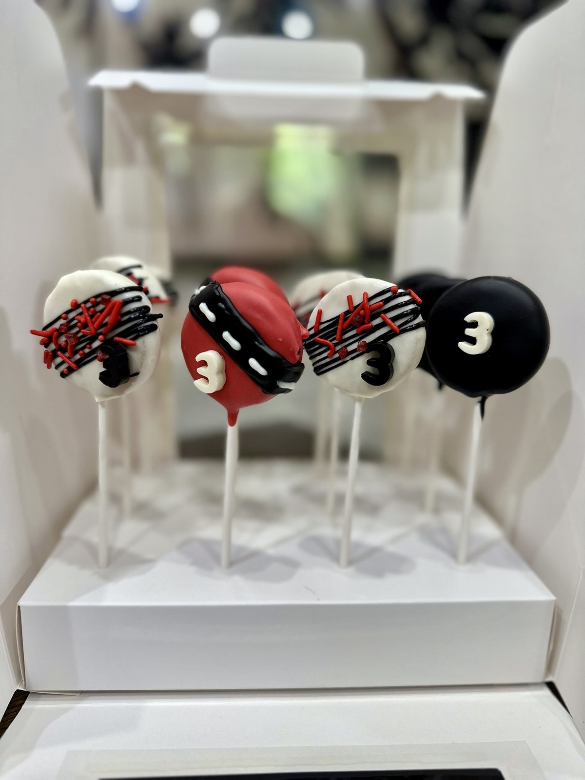 Assorted cake pops